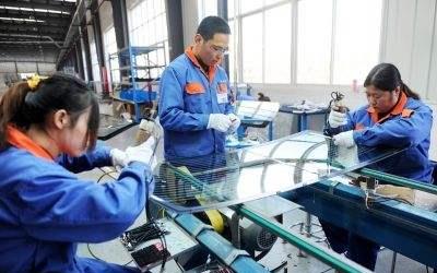 為何玻璃廠要24小時工作，機器不敢關？揭秘“一旦停機，老板崩潰”的殘酷現實